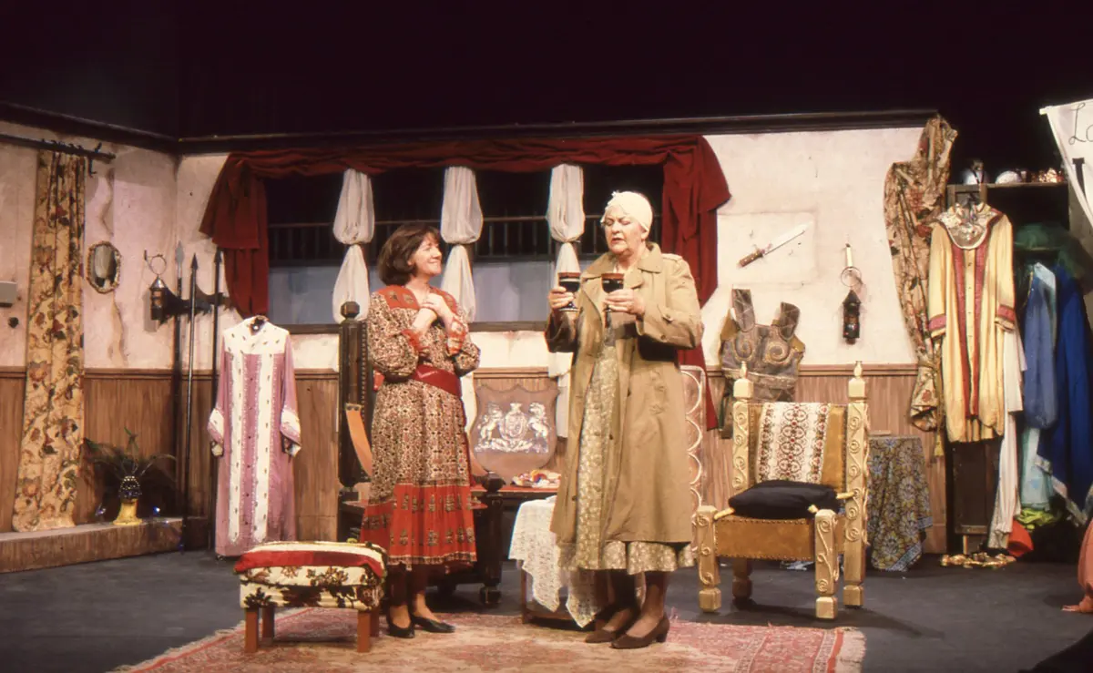 Lettice and Lovage, 1994